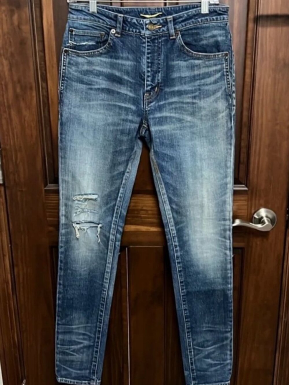 Yves Saint Laurent distressed jeans size 29